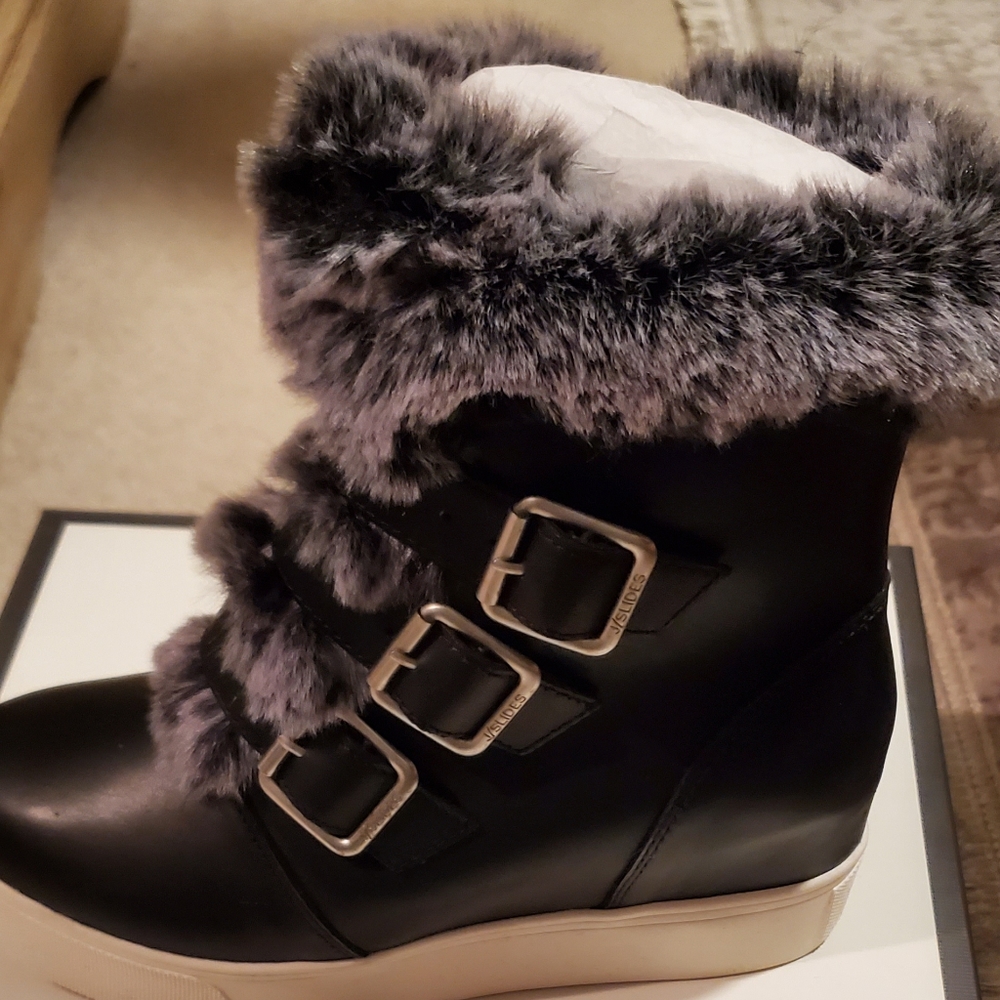 Booties - Picture 3 of 5